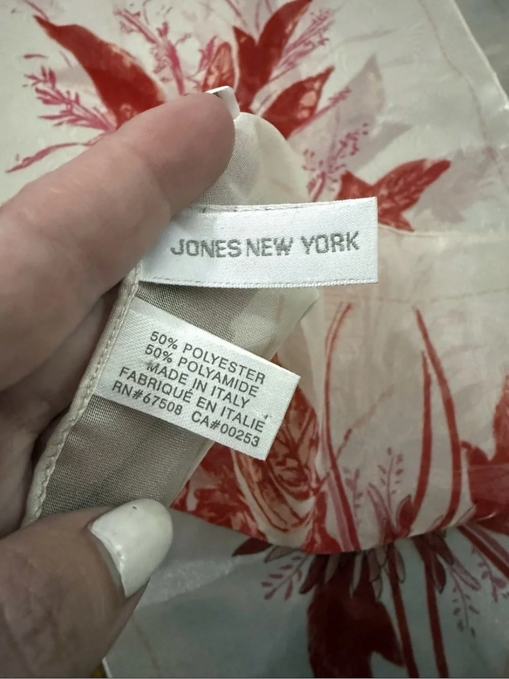 Jones New York Floral Scarf 🧣
